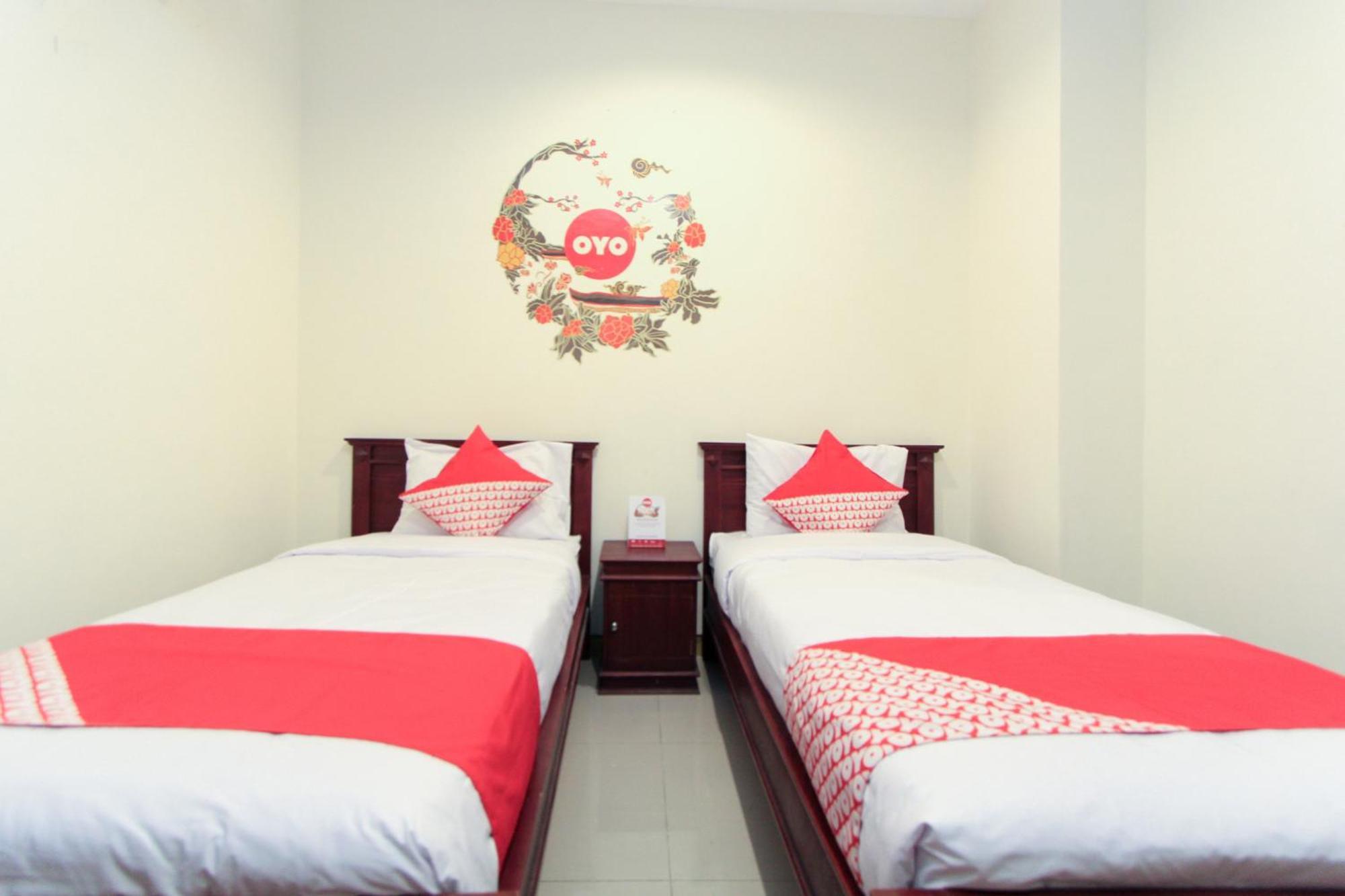 Hotel O Genteng Near Genteng Market Formerly Uno Hotel سورابايا المظهر الخارجي الصورة