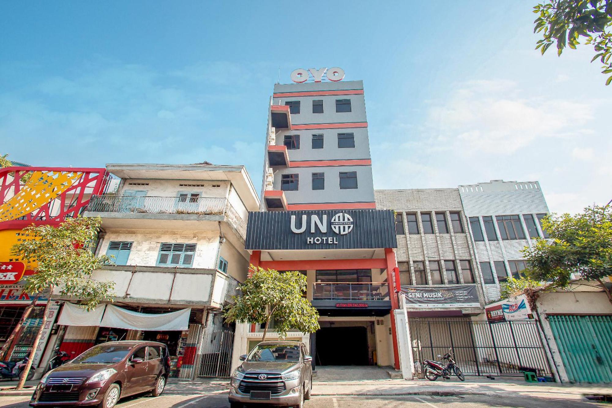 Hotel O Genteng Near Genteng Market Formerly Uno Hotel سورابايا المظهر الخارجي الصورة
