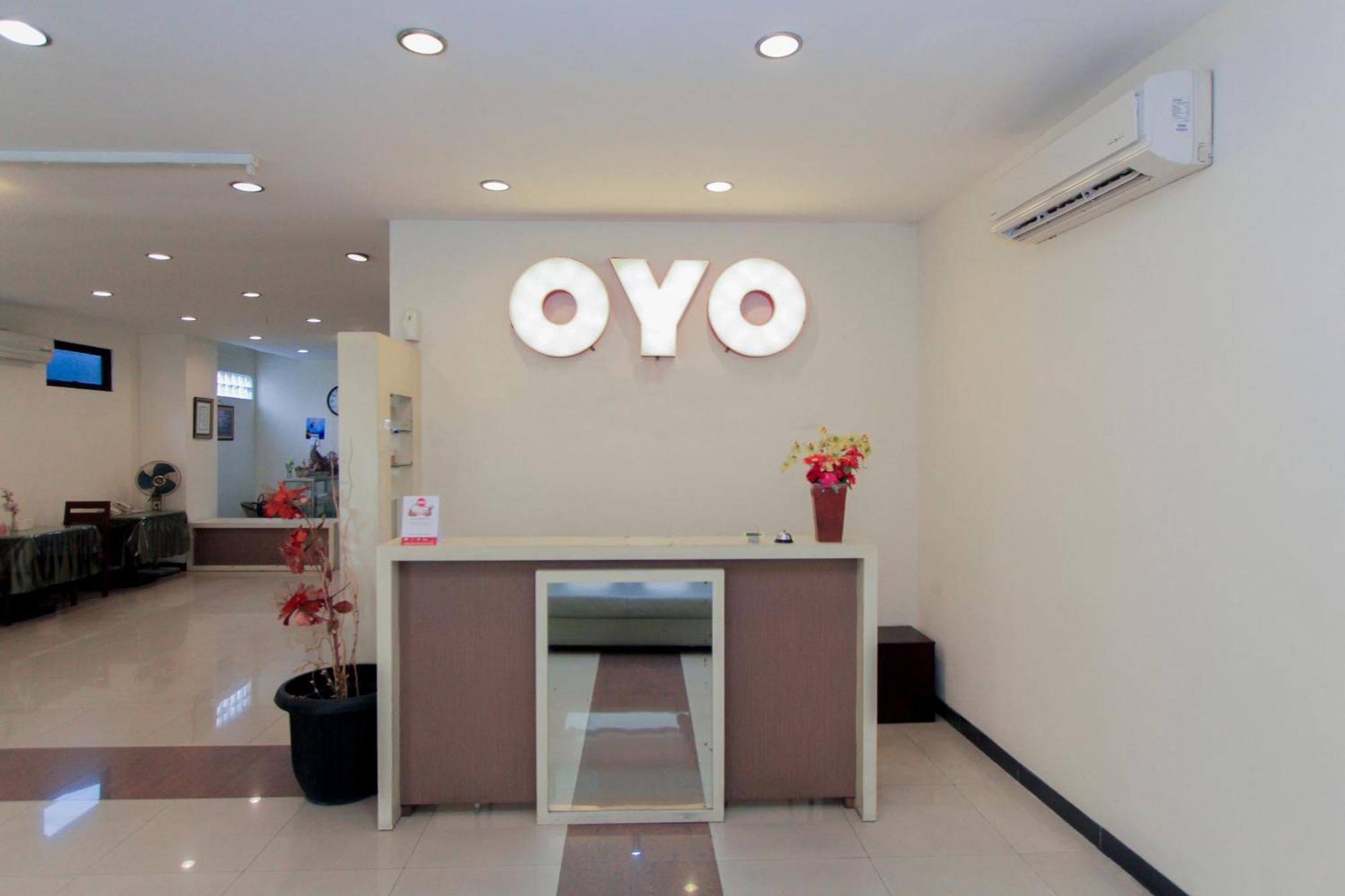 Hotel O Genteng Near Genteng Market Formerly Uno Hotel سورابايا المظهر الخارجي الصورة